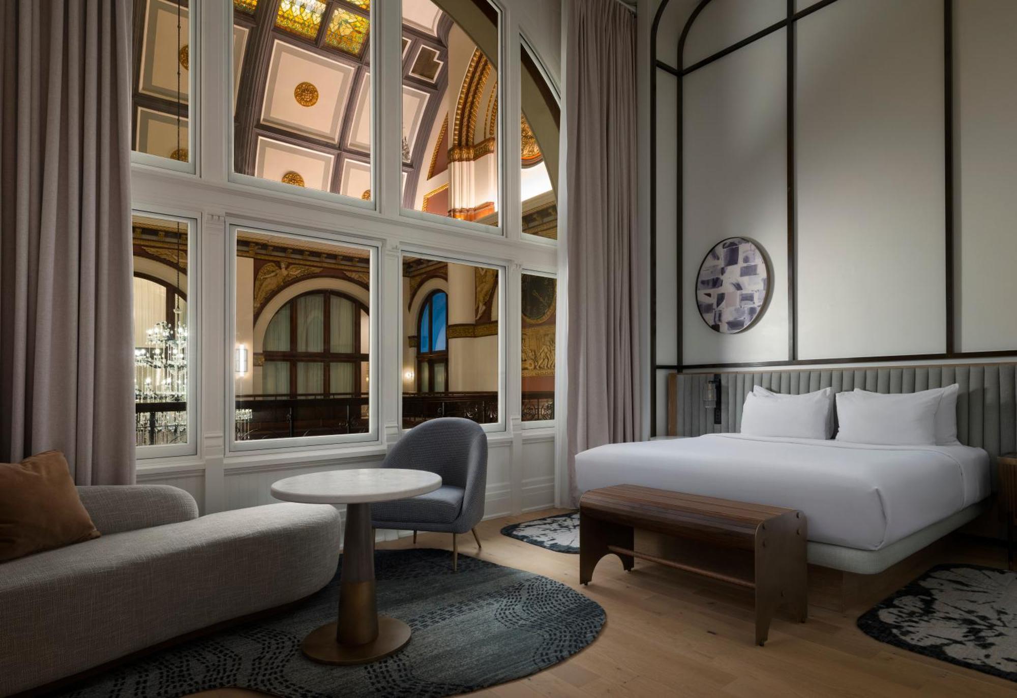 Deluxe King Room